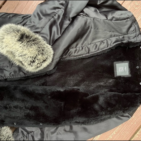 Y2K Jane Post for Saks Fifth Avenue Satin Jacket with Fur Sleeves - Picture 4 of 6